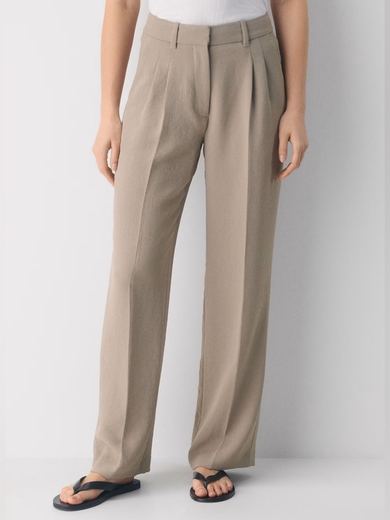 Aritzia Pants - Aritzia ‘The Effortless Pant’ Taupe Wide-Leg Pleated Trousers 12 NWT